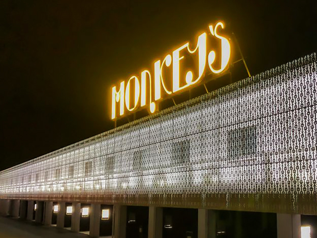 MONKEY'S HOTEL (モンキーズホテル)