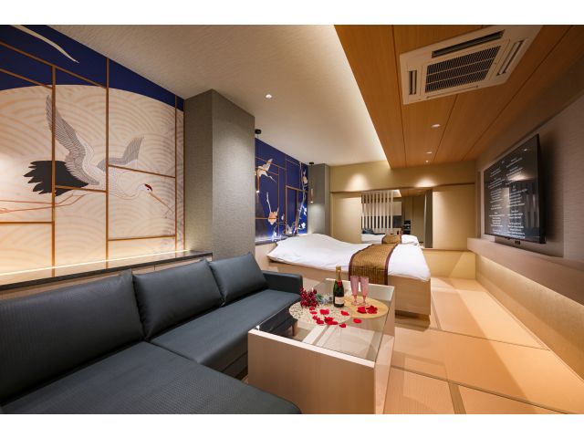 ROOM213