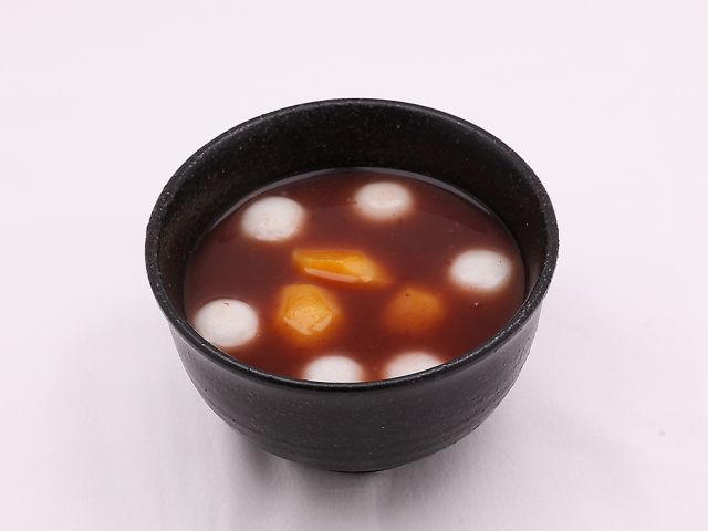 期間限定メニュー（秋）白玉・栗入りぜんざい