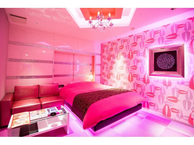 207号室：ピンクを基調としたキュートな1室♪