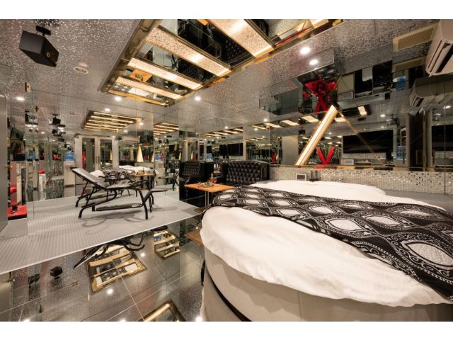 Eタイプルーム平日ショートタイム90分￥5,990～平日休憩3時間￥6,990～平日休憩6時間￥7,...