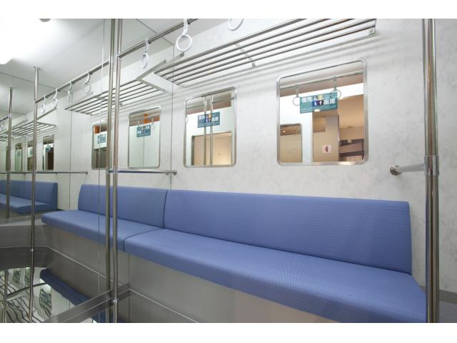 ５０５トレインルーム電車（大阪浣腸線）部屋車内風景