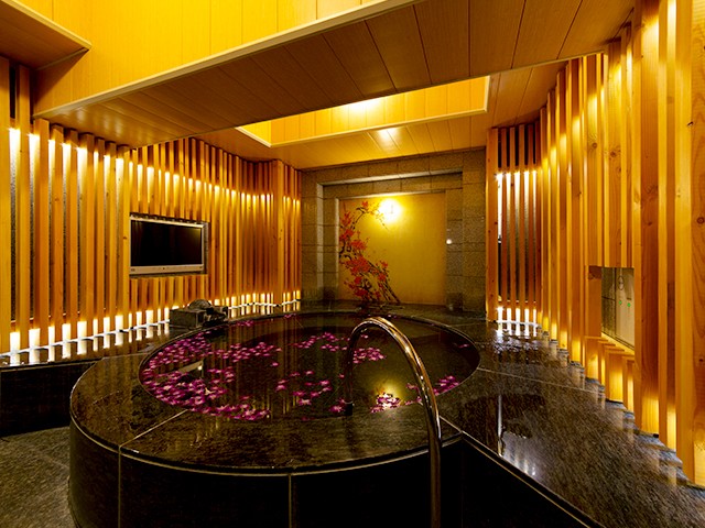 605号室 豪華な露天風呂で優雅