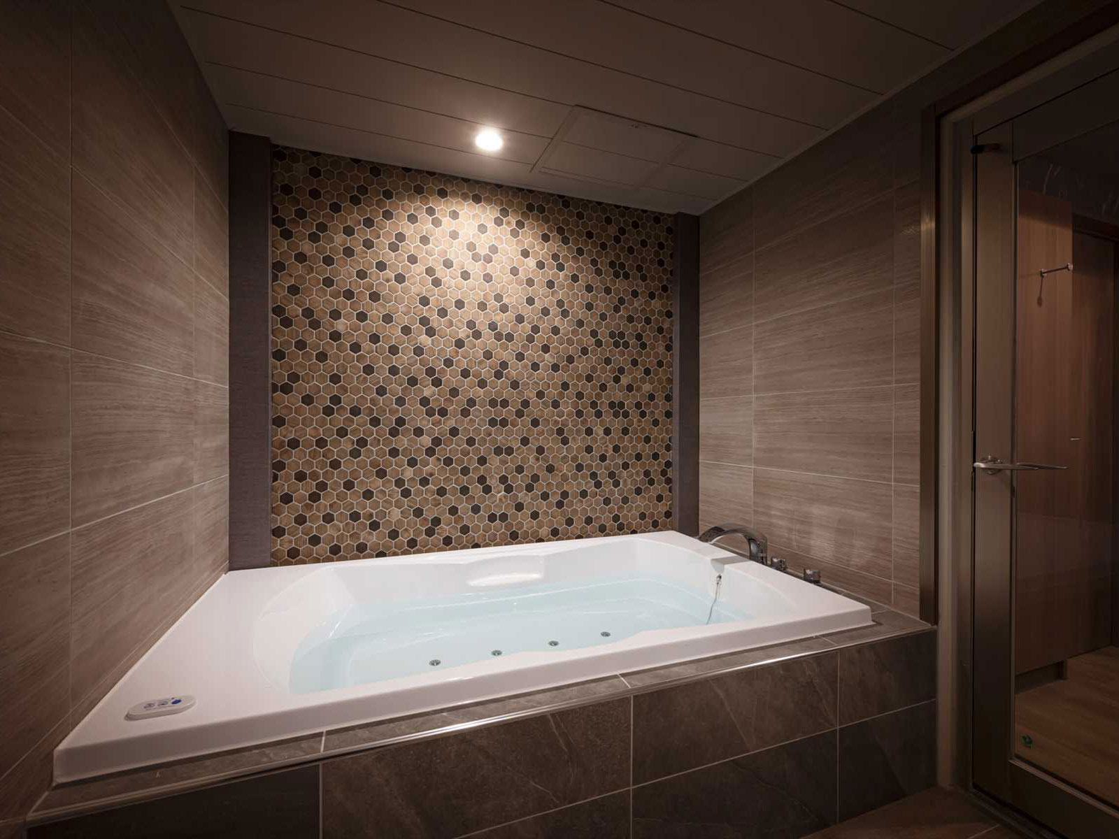 201【ラグジュアリー】	 