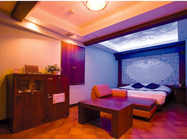 HOTEL Roussillon(ホテル ルション)