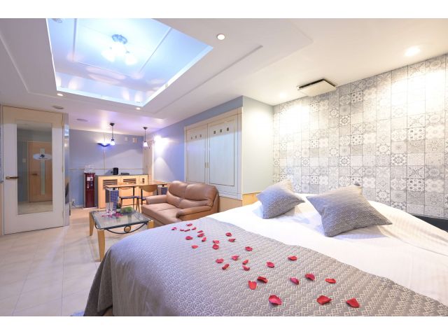 HOTEL Blue Roses