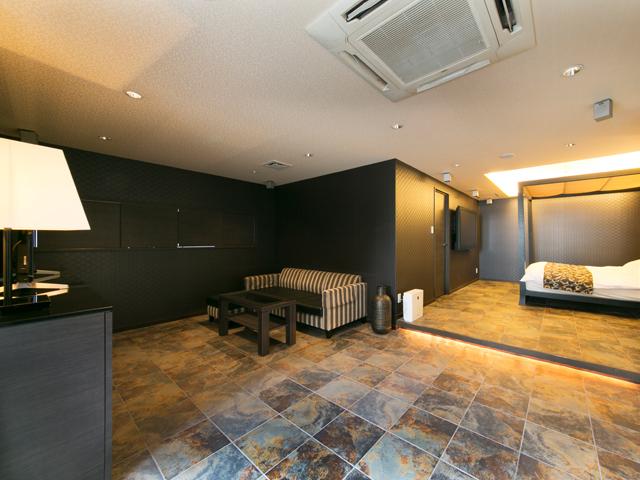 HOTEL LOTUS 豊中店