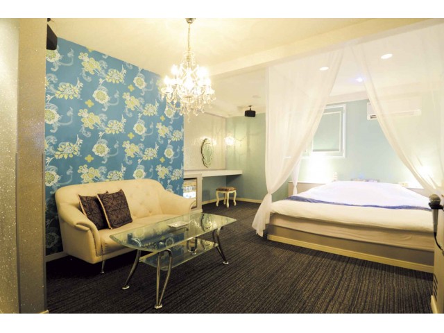 HOTEL ONE NINE