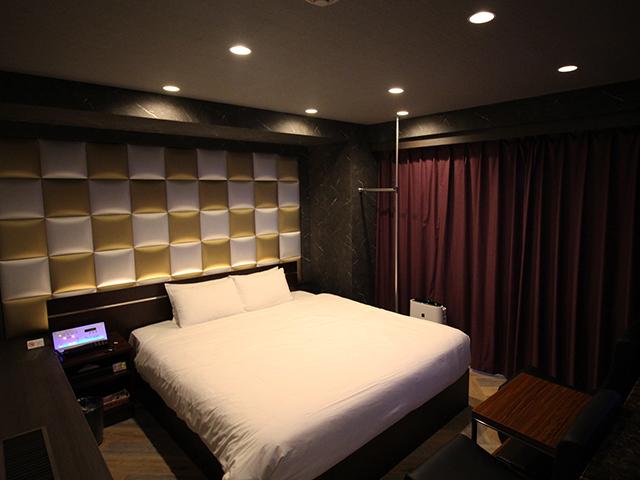 Think・Hotel・Think ( シンク ホテル シンク )
