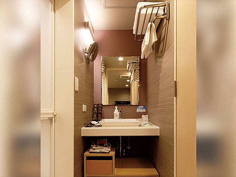 603｜Economy Room 