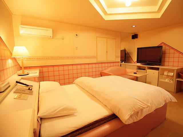 HOTEL YONABARU(ホテル ヨナバル)