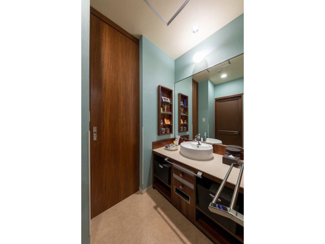 406　デラックス 