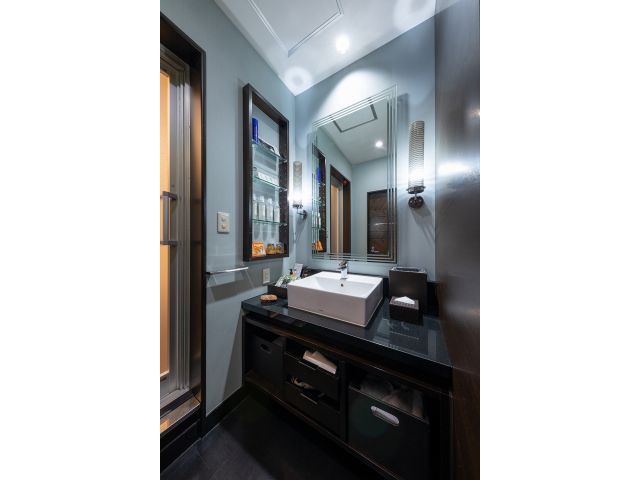 512　ラグジュアリー 