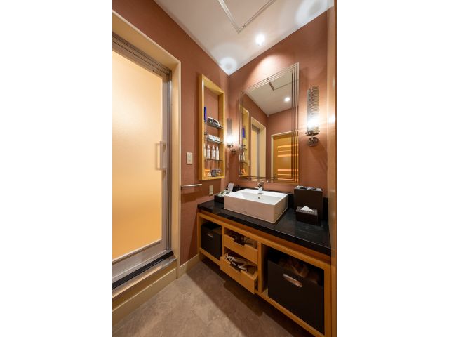 515　ラグジュアリー 