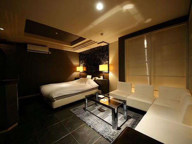 103【ティアラ】