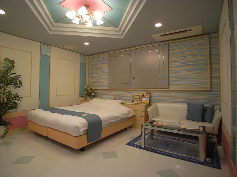 215【マキシム】