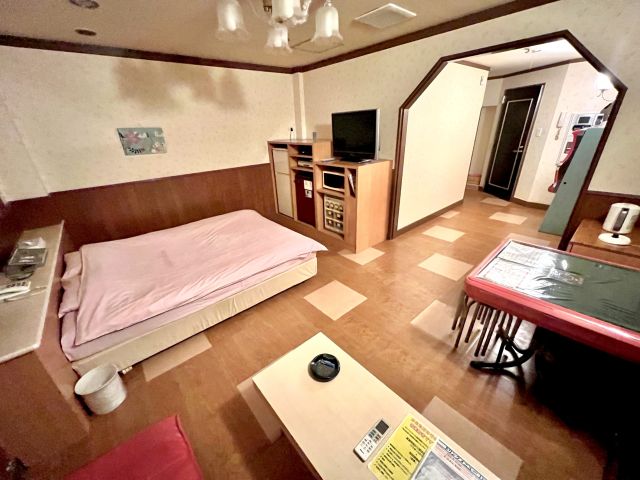 【本館】 101号室（麻雀）