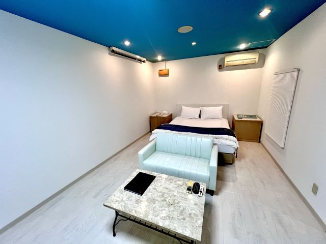 204号室（プロジェクター アラジン導入・禁煙）