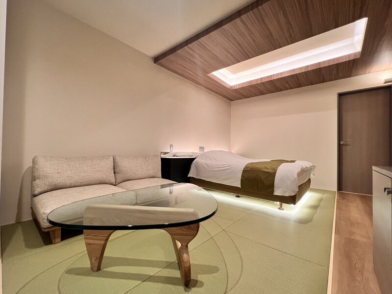 GARDEN_Room4 