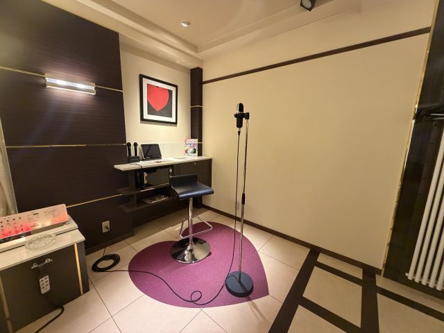 601① 601・カラオケスペース（スタンドマイク）