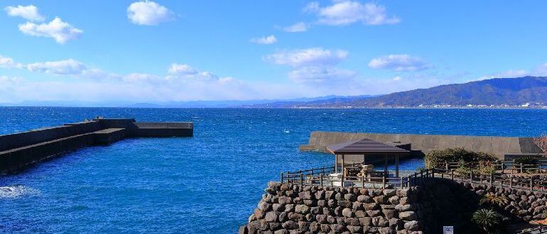 大山岬（太平洋を望む伊尾木漁港石積堤）