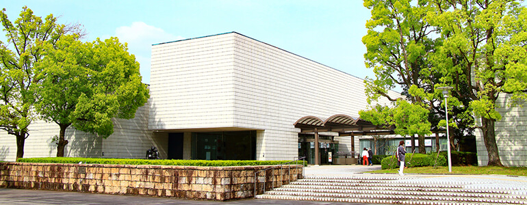 岐阜県美術館