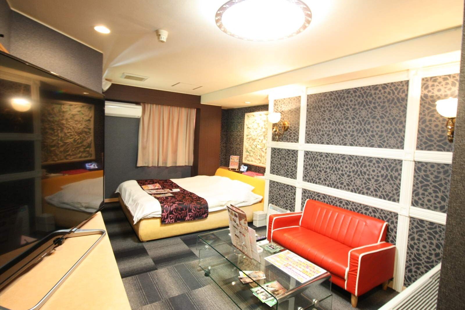 301