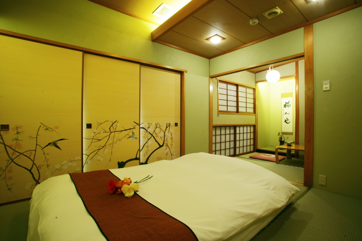 【カップルズ予約限定】最大19時間滞在可のロングステイプラン（年末年始）