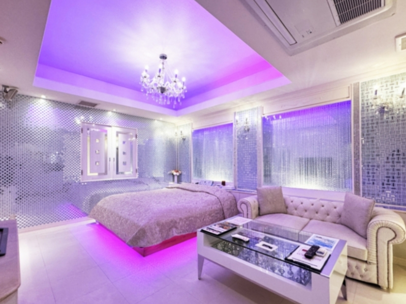 【カップルズ限定】★休日★特典付き★【22時～チェックイン可】デラックス・"破格"プラン