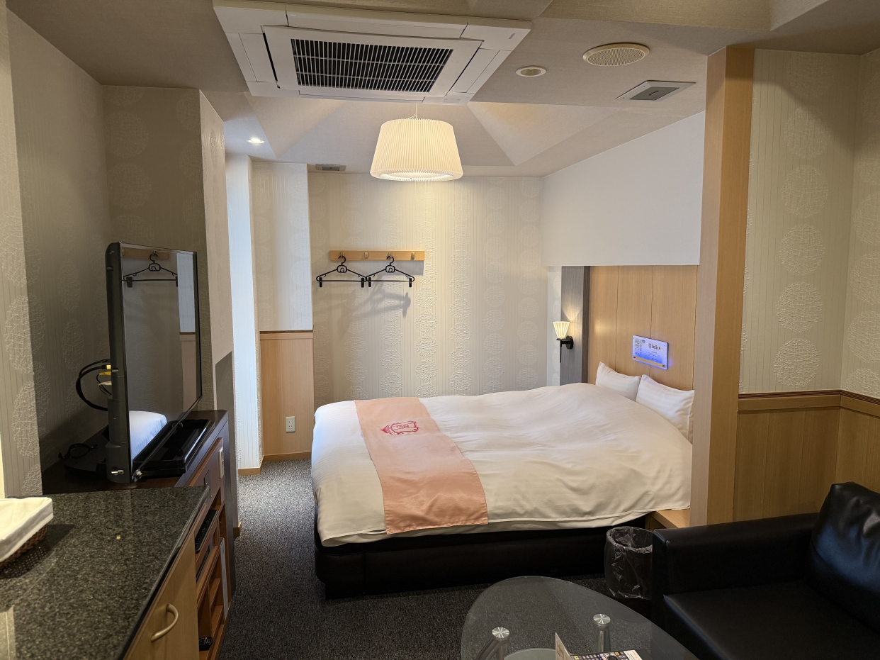 名駅チカ！カップルズ限定！お泊まりプラン【土曜】『素泊まりプラン』