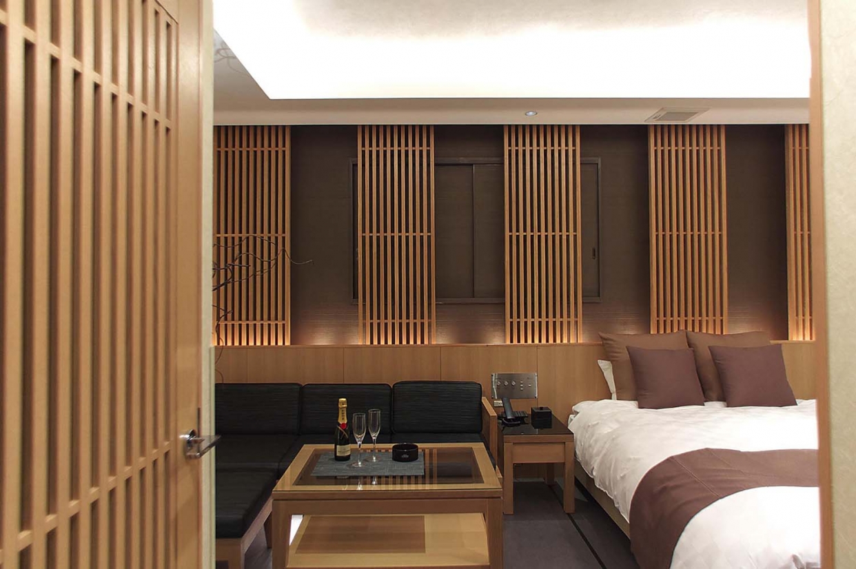 DELUXE ROOM【SMOKING】素泊まりプラン／15時～翌11時までご利用OK