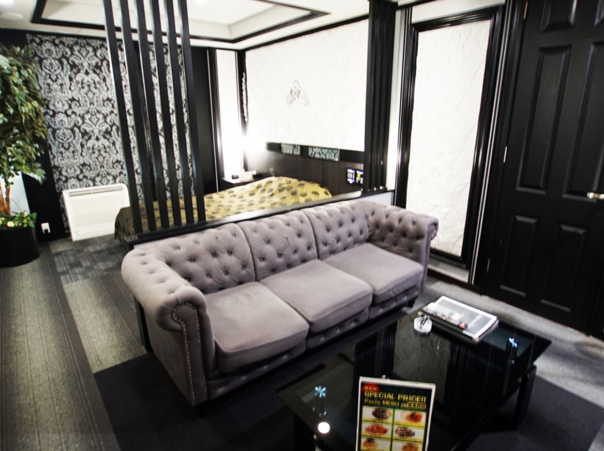 【カップルズ限定】通常より ”お得” 平日『レイトチェックイン』《Cタイプ》24時～チェックイン可！