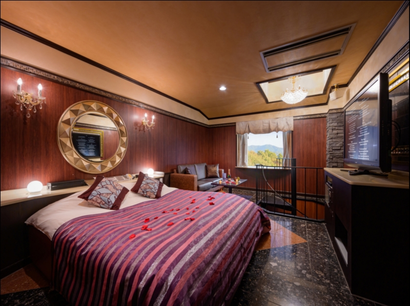 ★カップルズ限定★平日「4大特典付」プラン【最大22時間滞在可】