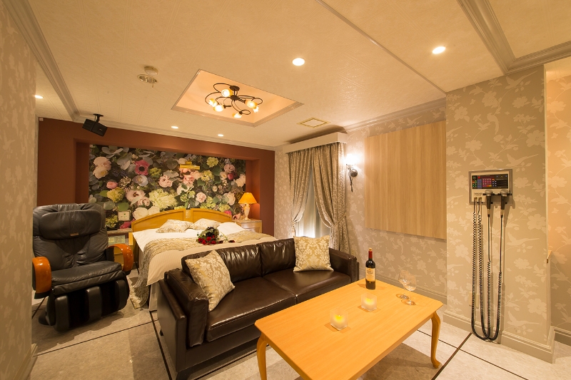 【ラグジュアリールーム】ゆっくりチェックインプラン／食事なし／21:00in～翌12:00out